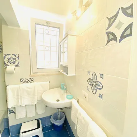 Semesterbostad Casa Leo *